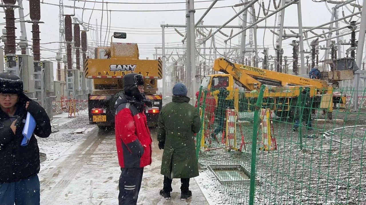 達(dá)坂城、三塘湖、木壘750千伏變電站第三臺(tái)主變擴(kuò)建工程“零缺陷”投運(yùn)