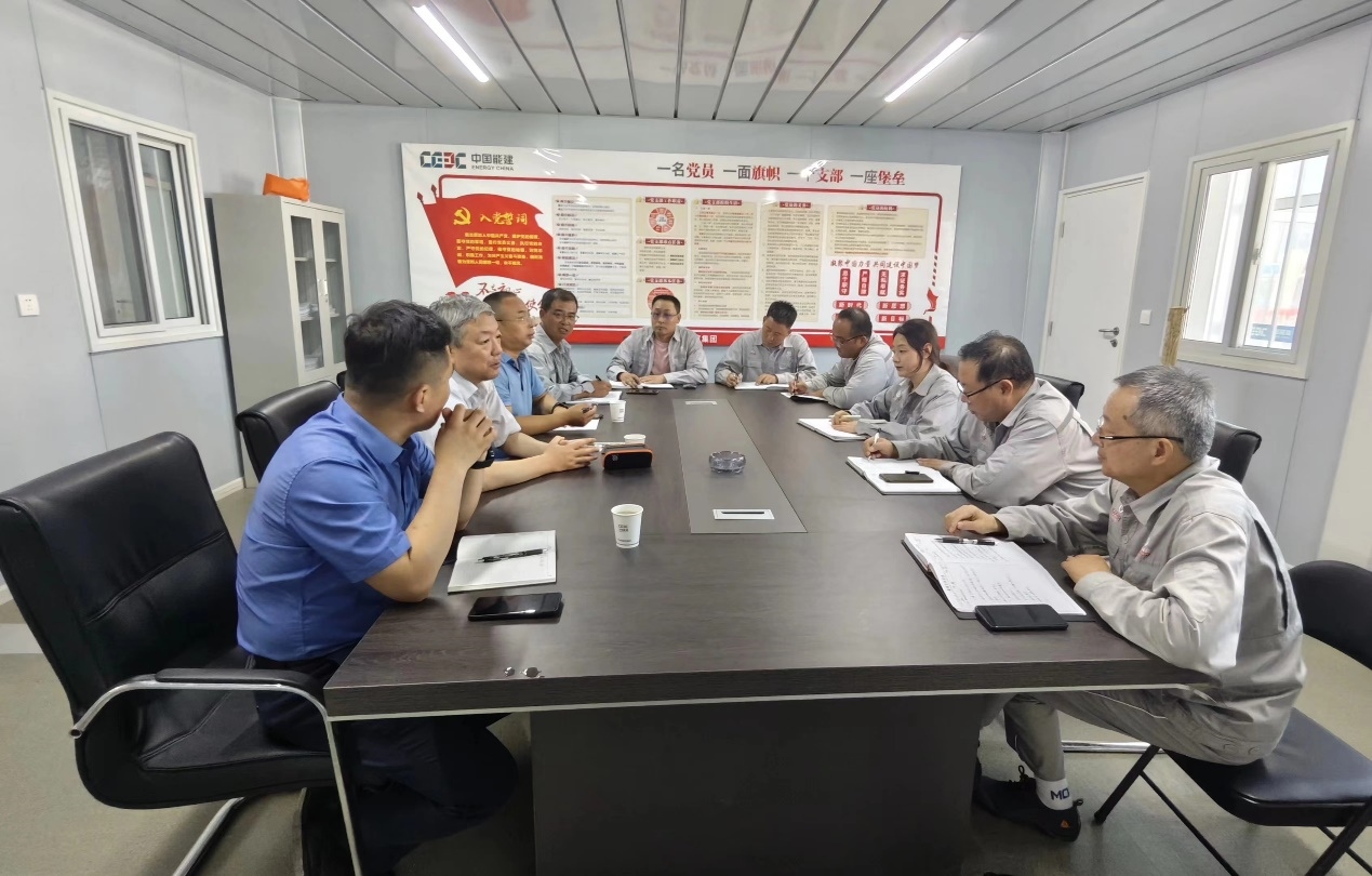 張恒董事長到甘肅慶陽大數(shù)據(jù)園區(qū)項目調(diào)研指導工作